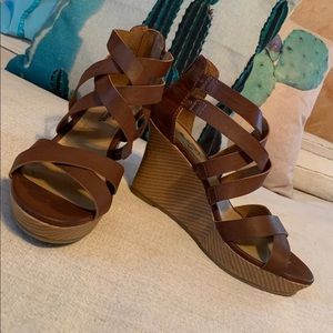 Brown Wedges